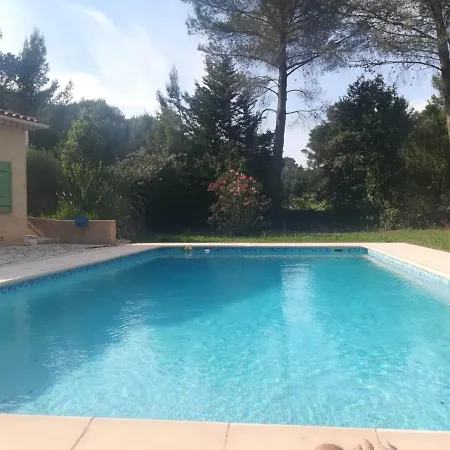 Lodge La Carmagnole *