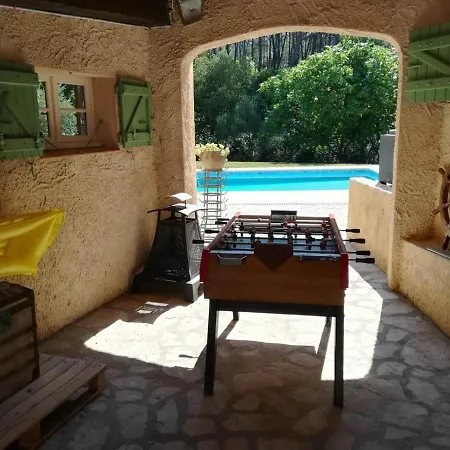 La Carmagnole Lodge *